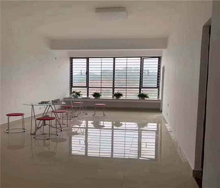 小產(chǎn)權(quán)房屋:楓林綠都