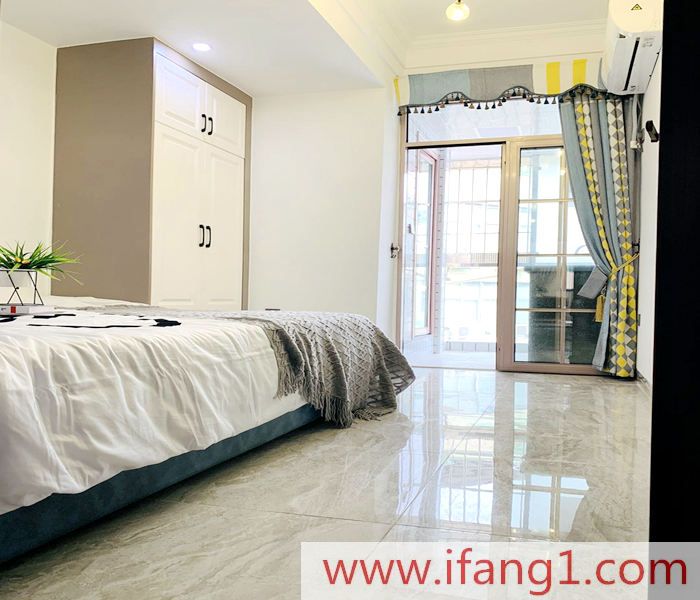 <a href=/longhua/ target=_blank class=infotextkey>大浪小產權房出售</a>:富麗華庭