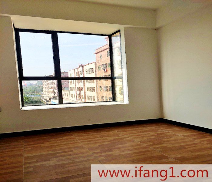 <a href=/dalingshan/ target=_blank class=infotextkey>大嶺山小產權房</a>房屋信息