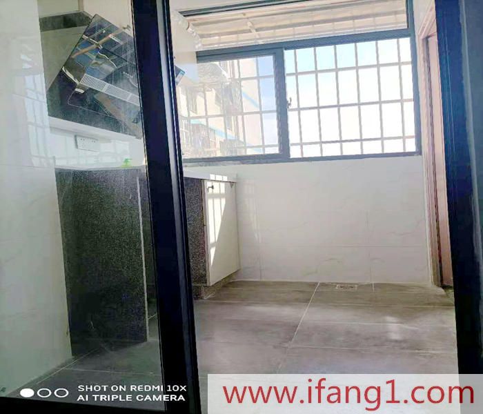 大棟小區自帶停車場